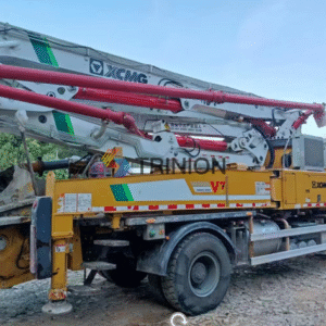 2019 XCMG 37M Concrete Pump on Steyr