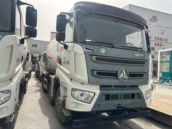 2023 Sany 12-cubic concrete mixer truck