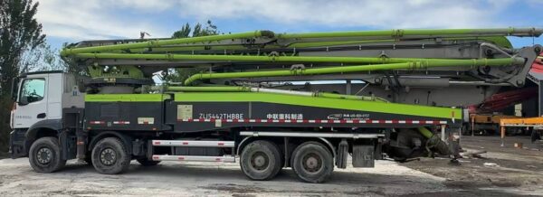 2021 ZOOMLION 59-meter concrete pump truck - Image 7