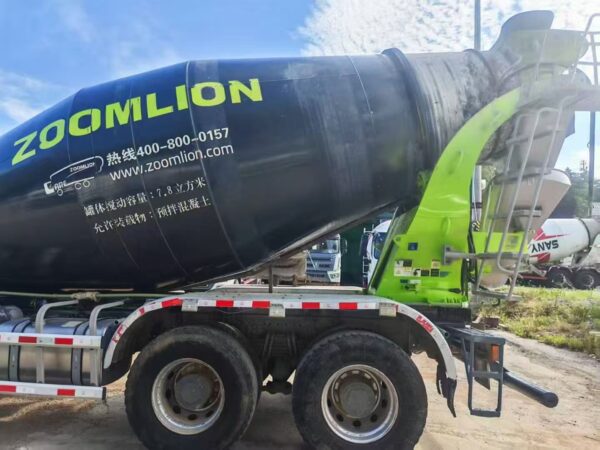 2022 ZOOMLION 12-ton Hovwau mixer truck - Image 8