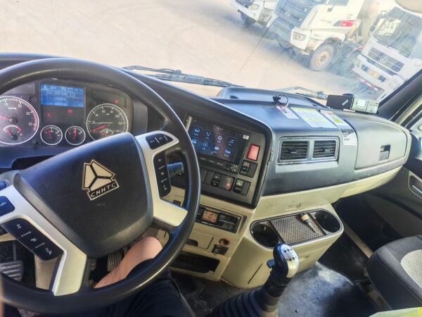 2022 ZOOMLION 12-ton Hovwau mixer truck - Image 7