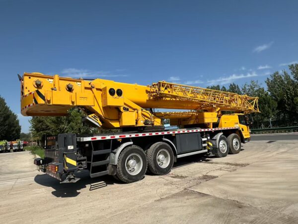 2021 XCMG 70KC Truck Crane - Image 3