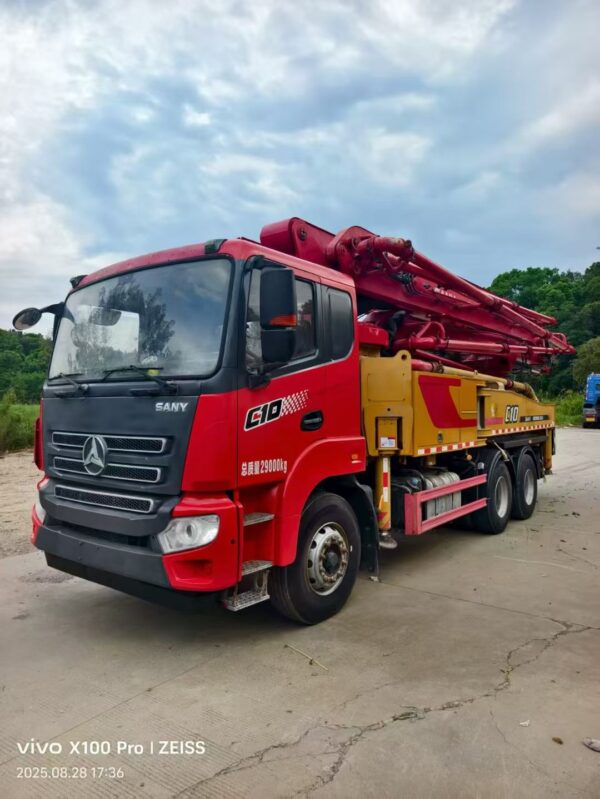2021 SANY 43-meter concrete pump truck