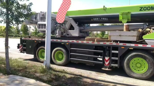 2018 ZOOMLION ZTC80V5 Truck Crane - Image 4