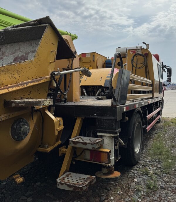 2022  SANY  10023  Transported concrete pump - Image 5